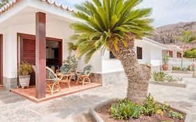 Amplio Chalet En Palm-Mar Con Jardin Y Vista Al Mar